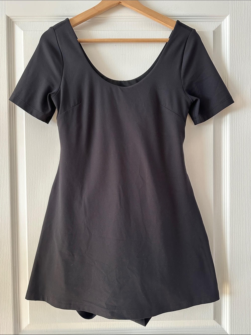 Lululemon Align Short-Sleeve Dress
Black, Size 8 - Picture 6 of 15